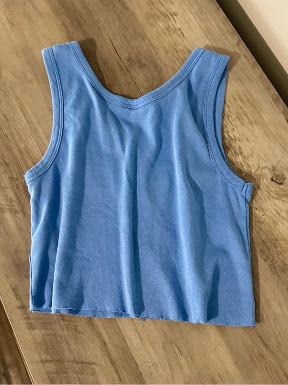 Outer Banks NC Blue Cropped Tank Top Size Large Cotton Graphic Beachy Casual - Picture 5 of 5
